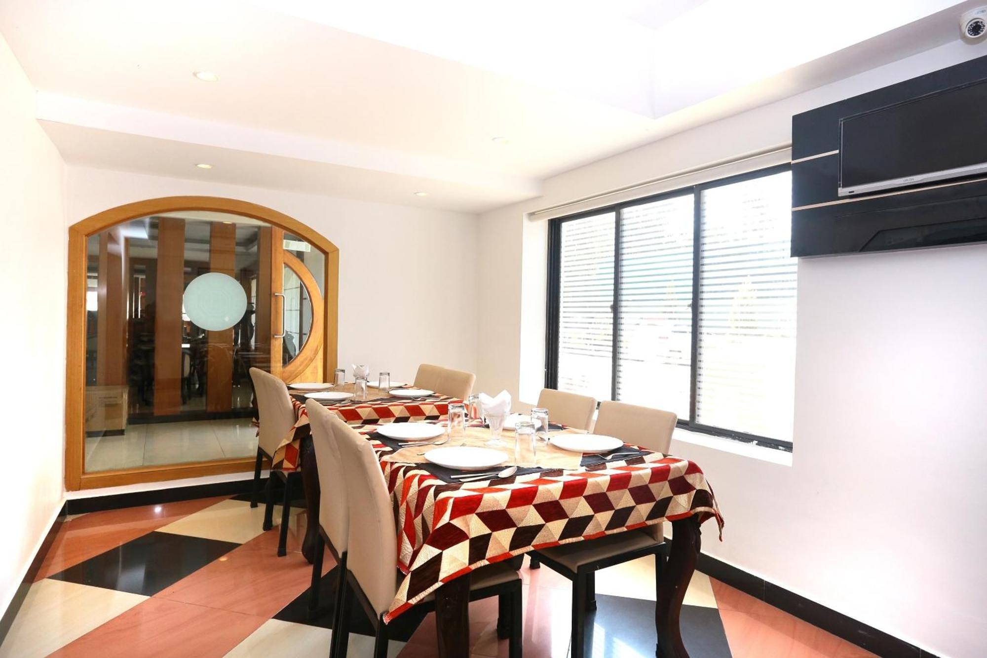 Super Townhouse Dona Castle Ξενοδοχείο Kollam Εξωτερικό φωτογραφία