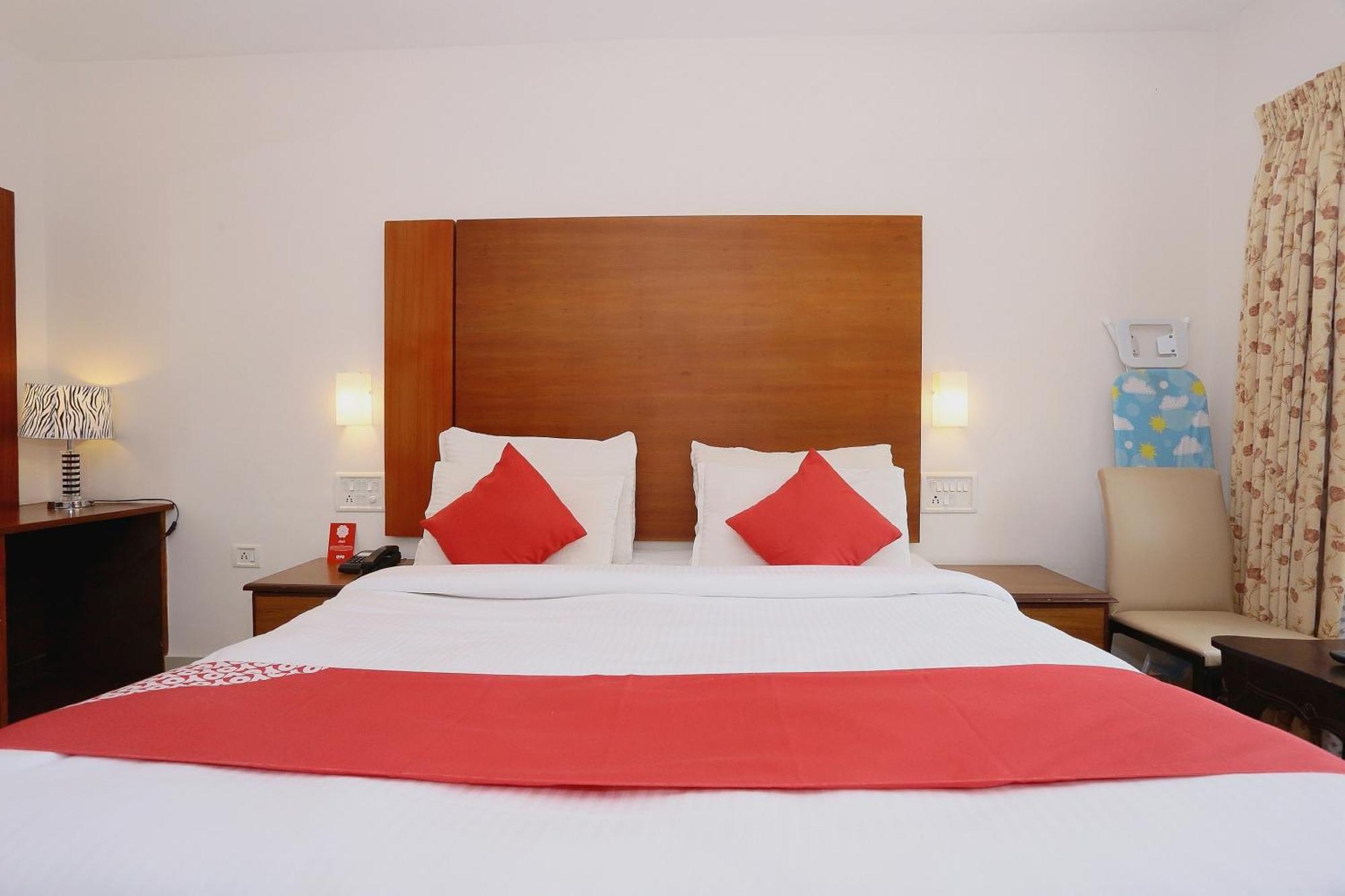 Super Townhouse Dona Castle Ξενοδοχείο Kollam Εξωτερικό φωτογραφία