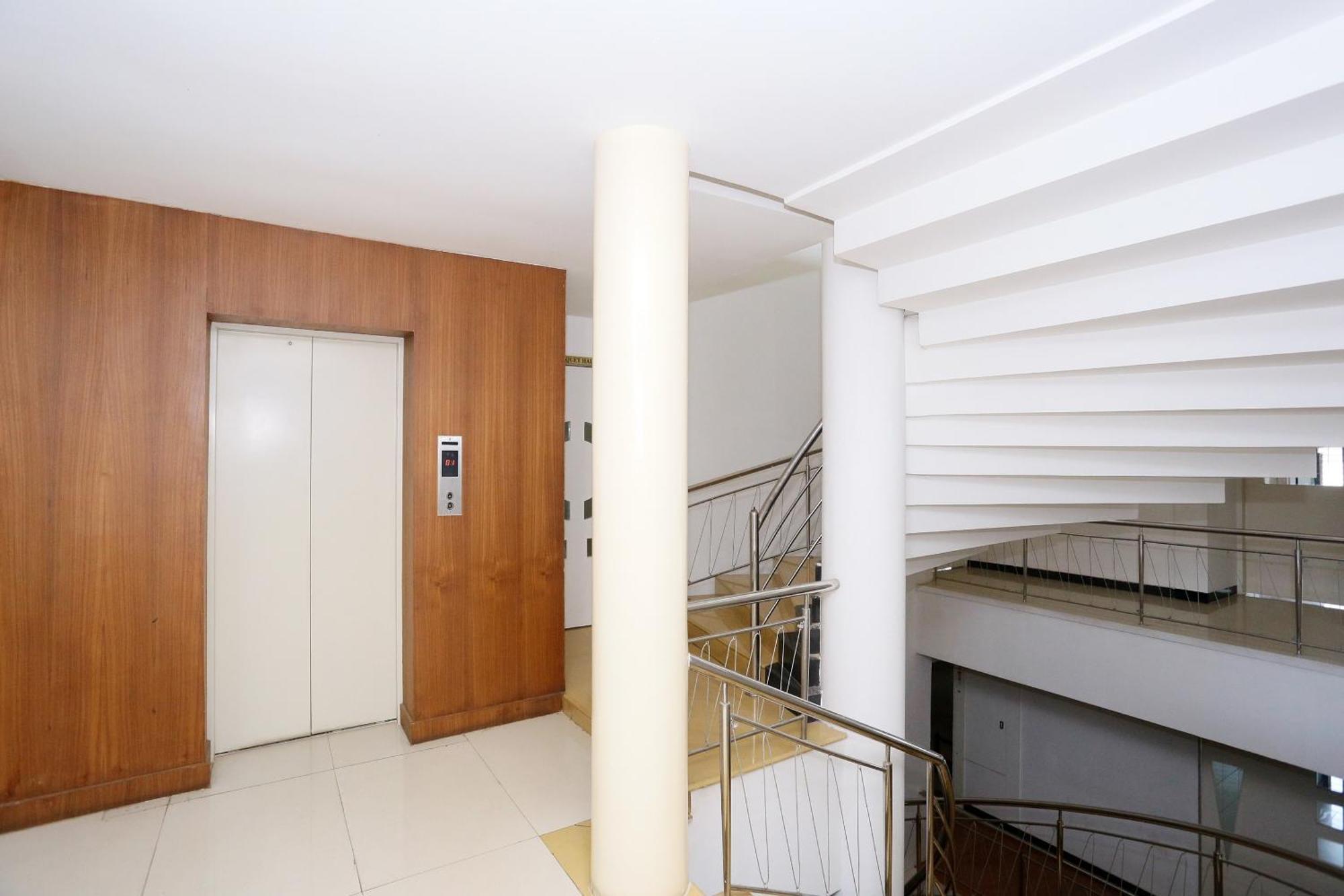 Super Townhouse Dona Castle Ξενοδοχείο Kollam Εξωτερικό φωτογραφία