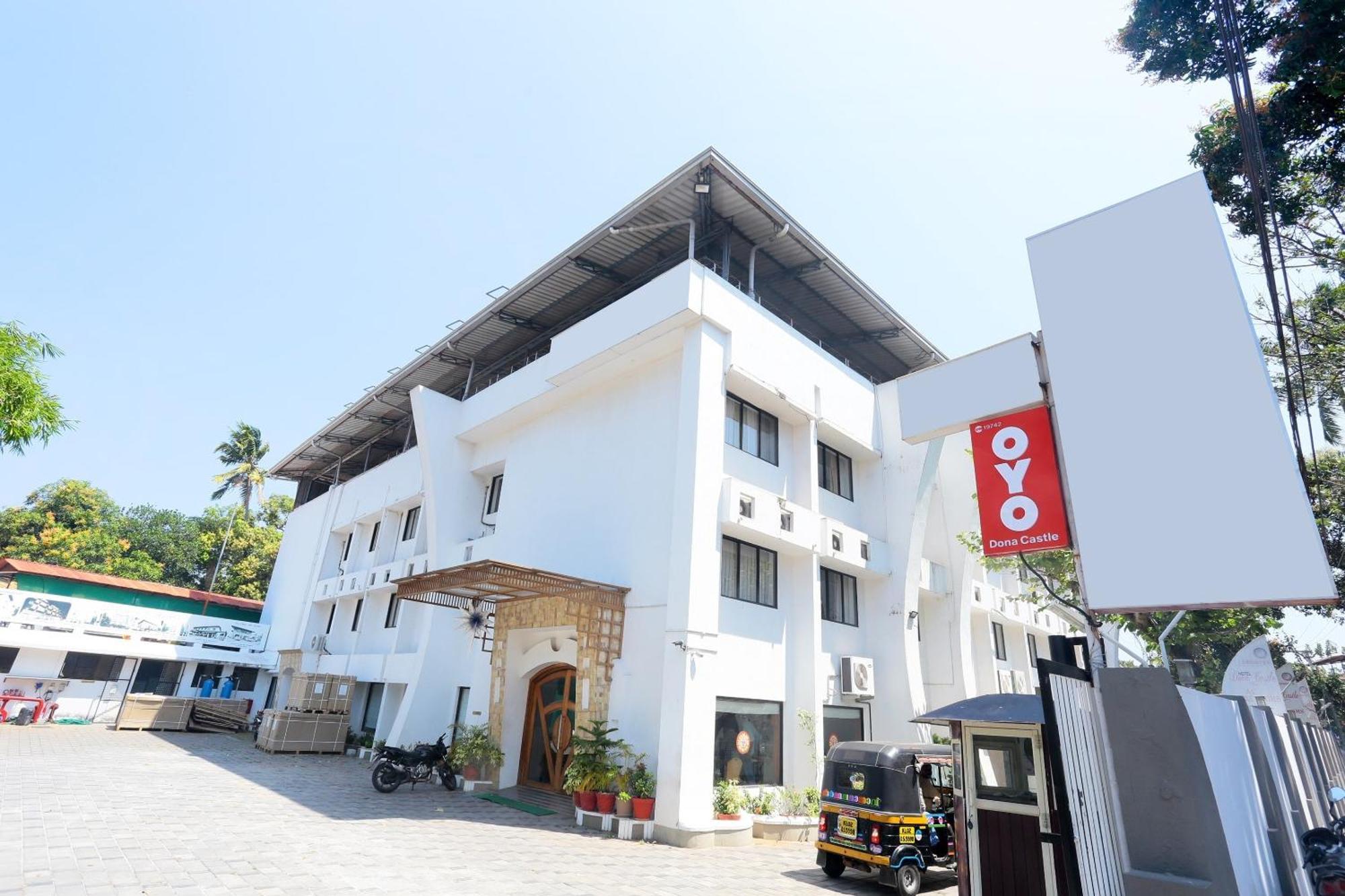 Super Townhouse Dona Castle Ξενοδοχείο Kollam Εξωτερικό φωτογραφία