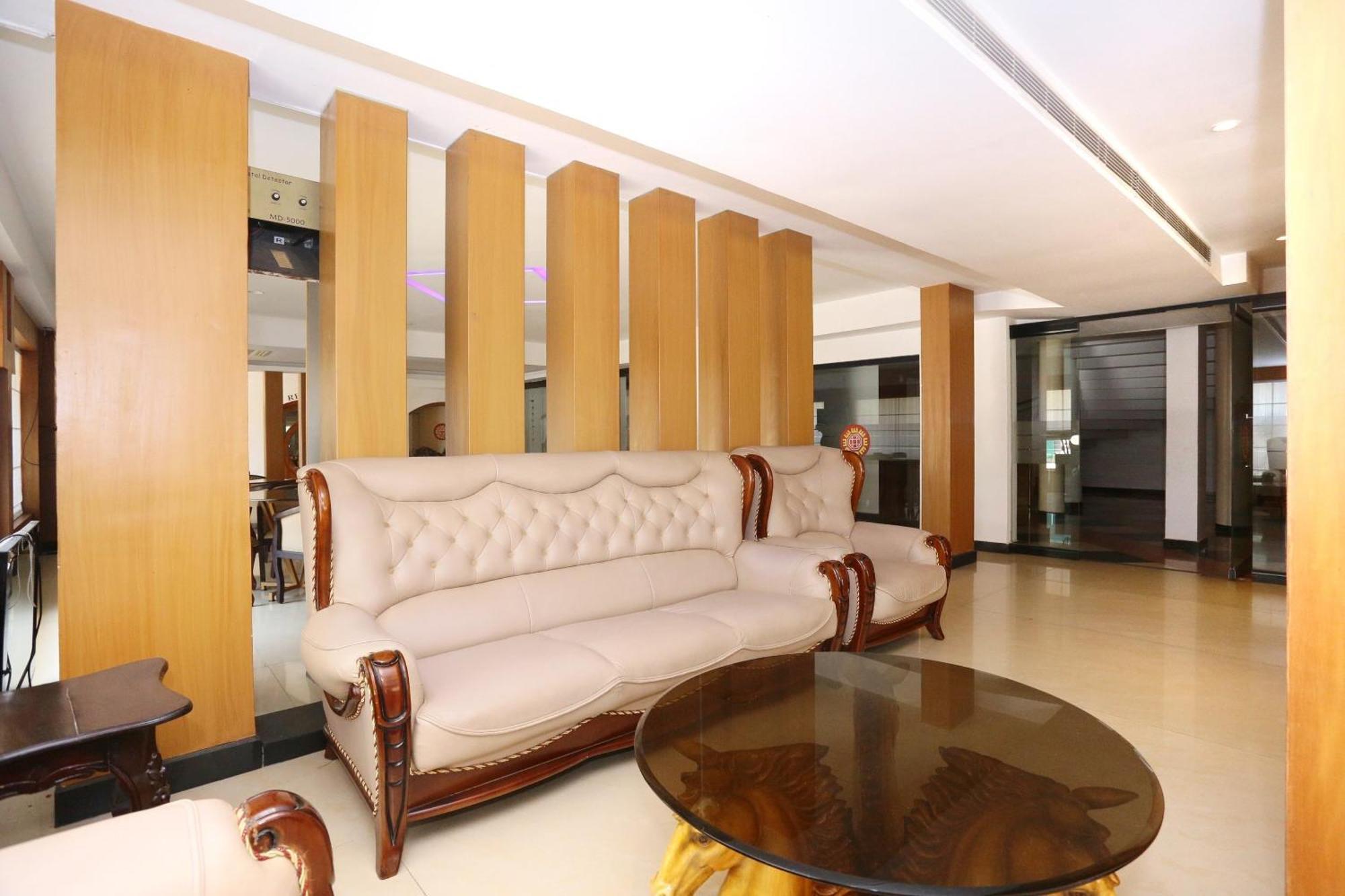 Super Townhouse Dona Castle Ξενοδοχείο Kollam Εξωτερικό φωτογραφία