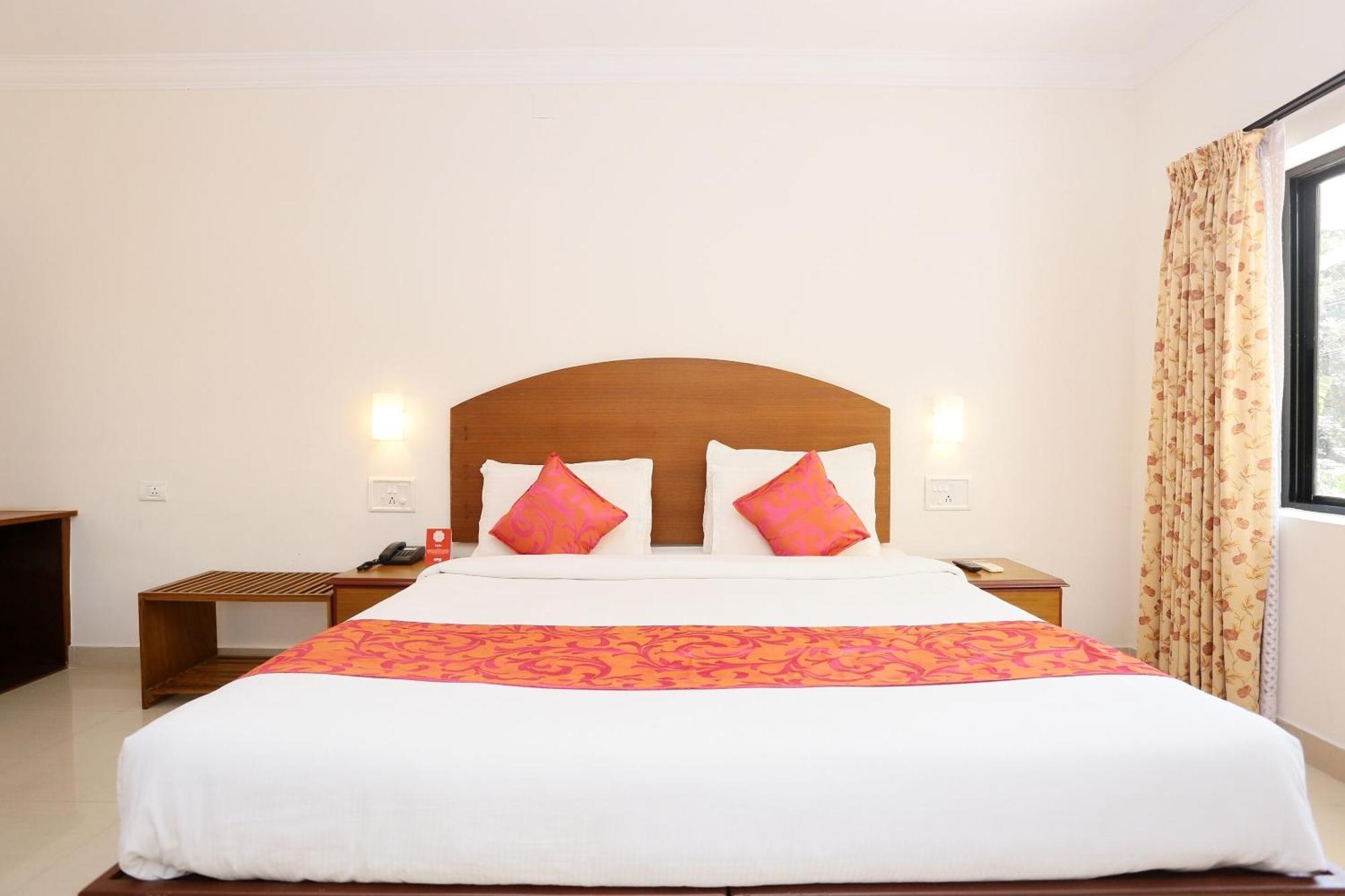 Super Townhouse Dona Castle Ξενοδοχείο Kollam Εξωτερικό φωτογραφία