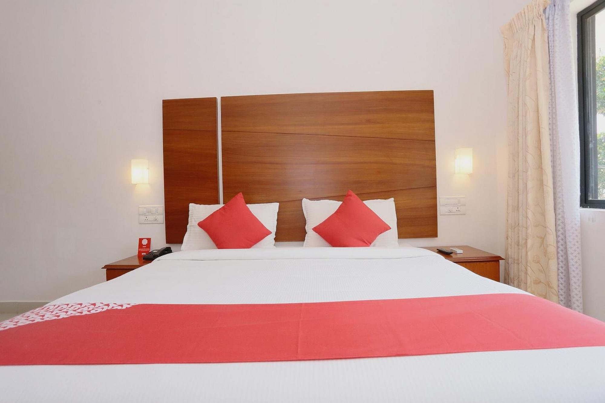 Super Townhouse Dona Castle Ξενοδοχείο Kollam Εξωτερικό φωτογραφία