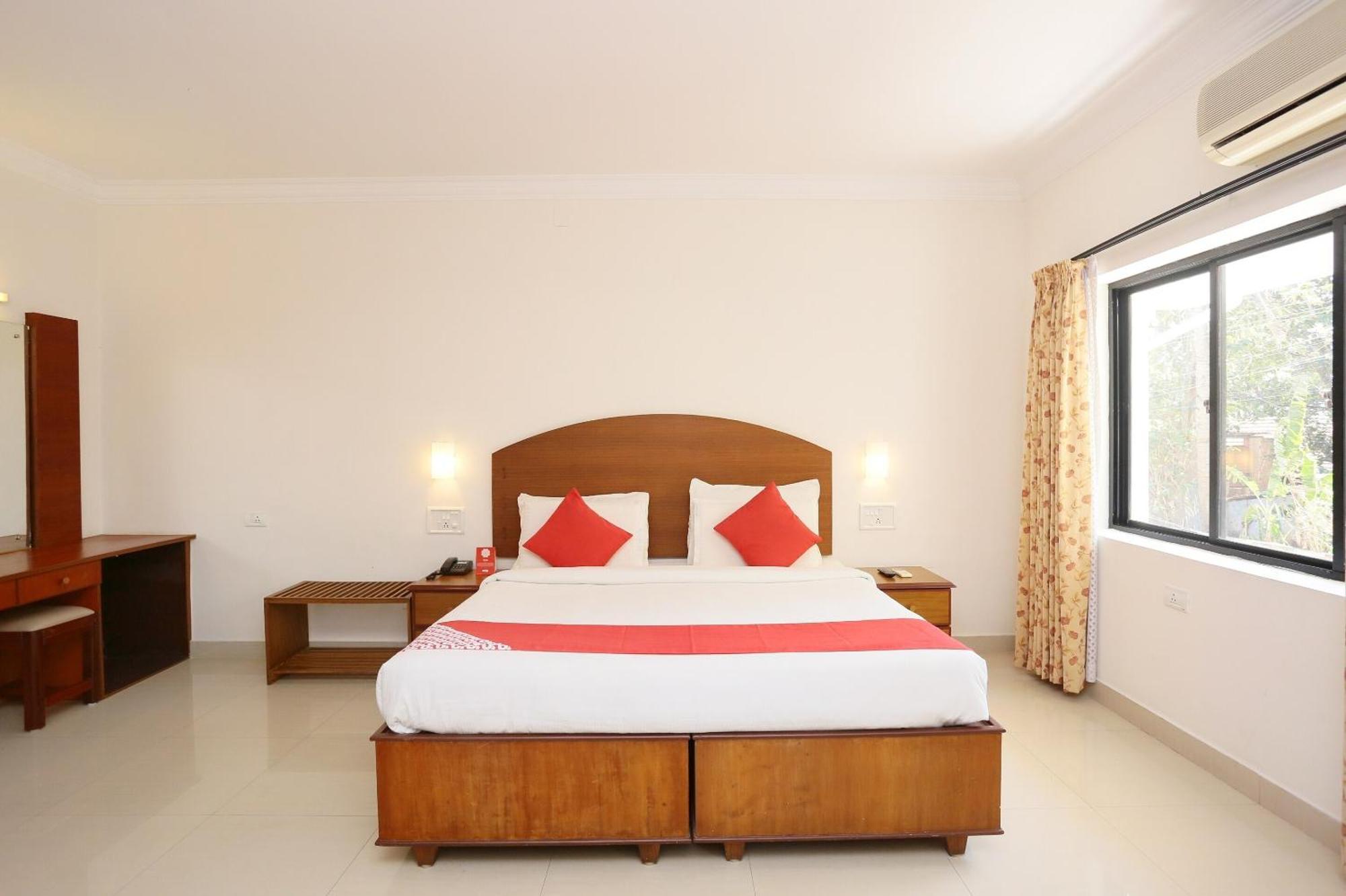 Super Townhouse Dona Castle Ξενοδοχείο Kollam Εξωτερικό φωτογραφία