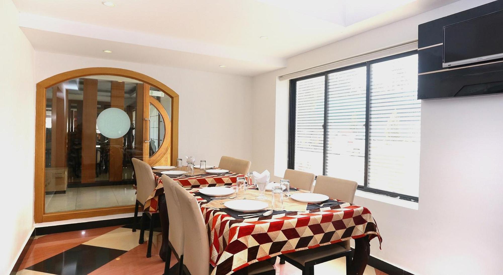 Super Townhouse Dona Castle Ξενοδοχείο Kollam Εξωτερικό φωτογραφία
